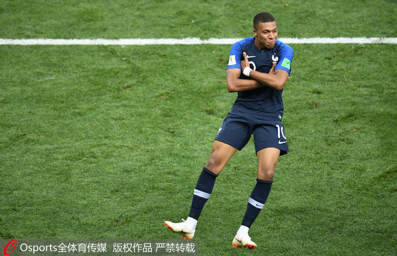 马卡：特尔施特根参加巴萨今日合练，有望复出入选欧冠大名单